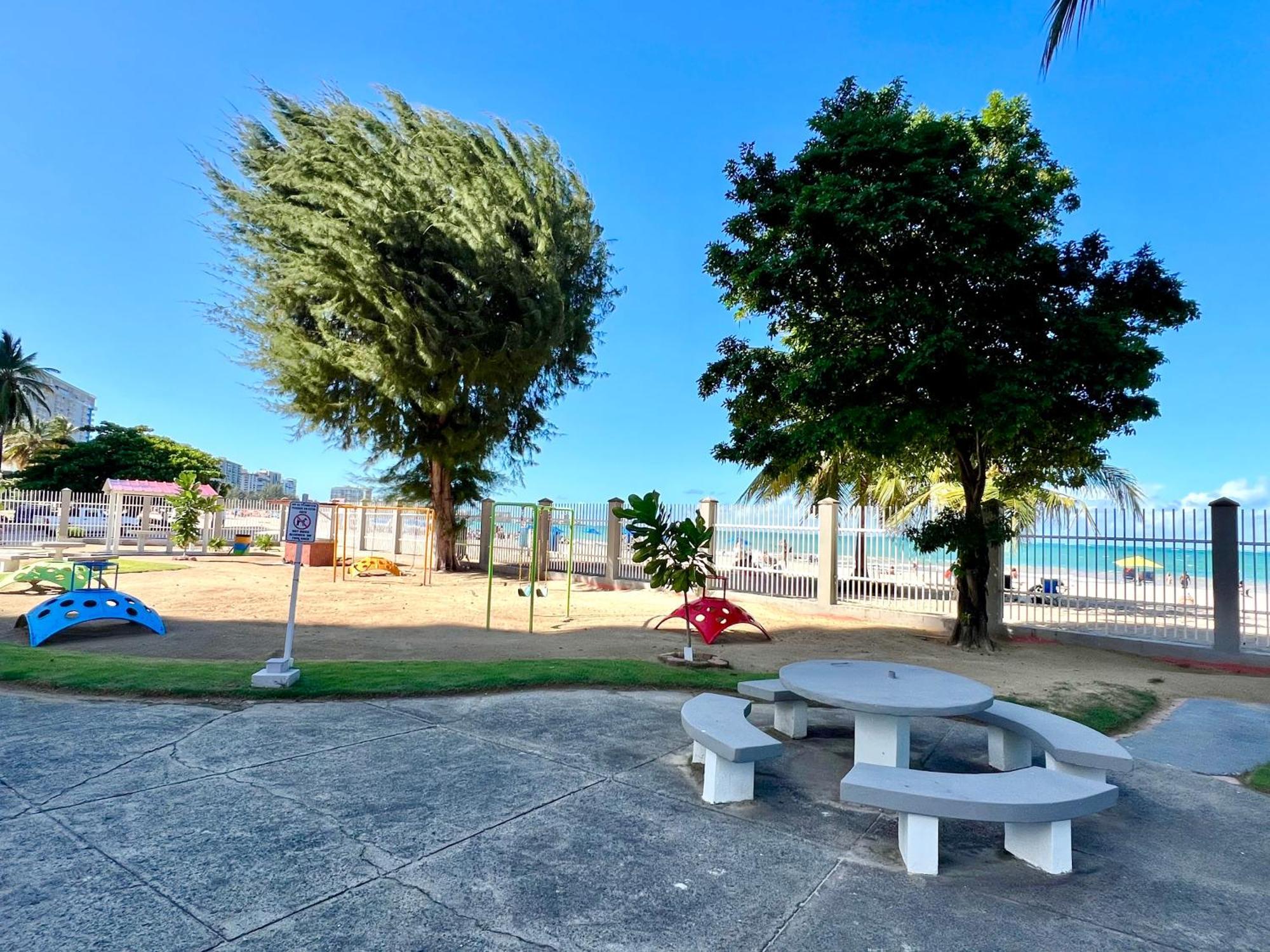 Ocean View Apt On Isla Verde In A 14Th Floor San Juan Exterior foto
